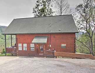 Others 2 Expansive Cabin in Gatlinburg w/ Luxury Amenities!