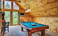 Others 5 Expansive Cabin in Gatlinburg w/ Luxury Amenities!