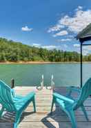 Imej utama Spacious Lake Hartwell Home w/ Private Boat Dock!