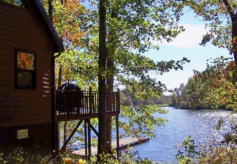 Others Hocking Hills Lake Gem w/ Hot Tub, Dock, 100 Acres