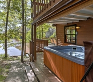 Others 7 Hocking Hills Lake Gem w/ Hot Tub, Dock, 100 Acres