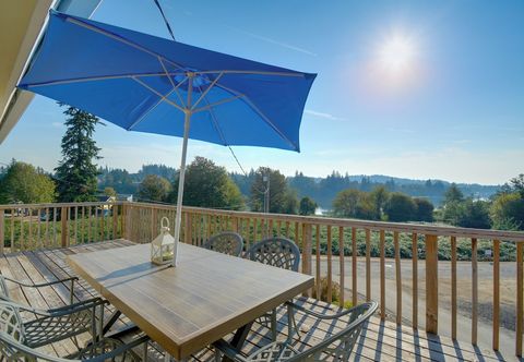 其他 Relaxing Poulsbo Duplex w/ Liberty Bay Views!