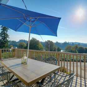 Primary image1Relaxing Poulsbo Duplex w/ Liberty Bay Views!,基萨普纪念州立公园飯店