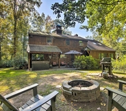 Others 4 Rustic Retreat w/ Hot Tub in North Branford!