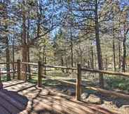 Others 6 Klamath Falls Cabin Retreat w/ Deck & Grill!