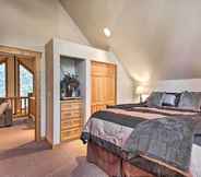 Others 3 Klamath Falls Cabin Retreat w/ Deck & Grill!