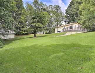 Others 2 Peaceful Gainesboro Retreat w/ Deck & Yard!