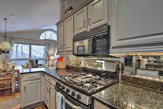 Lainnya 4 Harbor Springs Family Home w/ Resort Amenities!