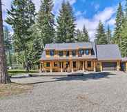 Others 3 Luxury Lodge: Hot Tub, Snowmobiling & ATV Access!