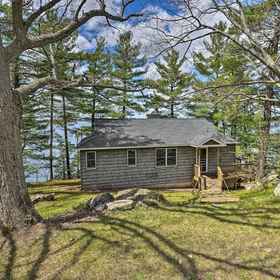 Interior 1 水面汉蒙德家庭配有烧烤+船坞!, 圣劳伦斯县 酒店