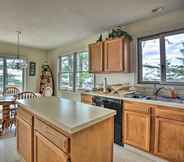 Lainnya 7 Waterfront Hammond Home w/ Grill + Boat Dock!