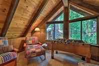 Lain-lain Cabin w/ BBQ Deck, Near Big Trees State Park!