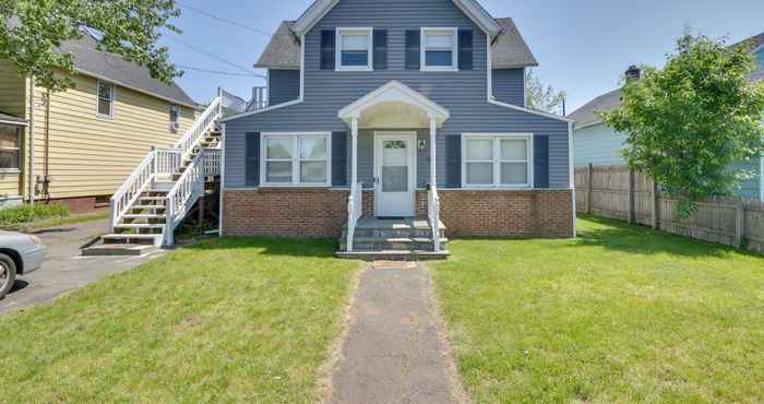 Others Charming Home ~ 6 Mi to Downtown New Haven!