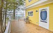 Others 5 Waterfront Cottage on Sawmill Bay w/ Deck!