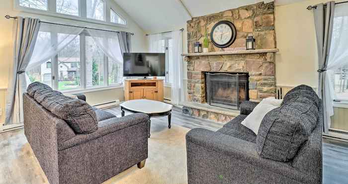 Lainnya Gouldsboro Getaway w/ Game Room & Fire Pit!