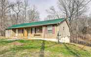 Others 4 Quiet Morristown Hideaway w/ Deck & Fire Pit!