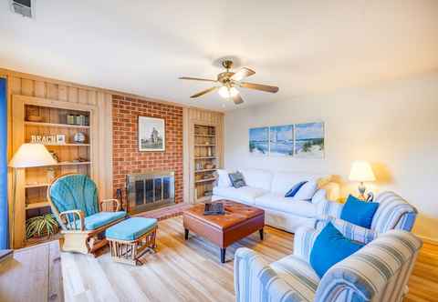 Others Kitty Hawk Vacation Rental: 1 Mi to Beaches!