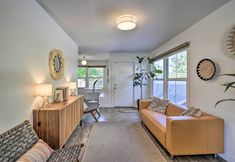 기타 4 San Diego Gem w/ Private Hot Tub, Close to Dtwn!