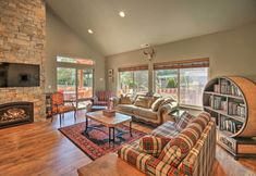 Others 4 Rustic Cabin Near Mt Rainier: Fire Pit & Bbq!