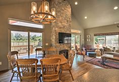 Others 7 Rustic Cabin Near Mt Rainier: Fire Pit & Bbq!