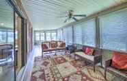 Others 7 Pet-friendly Waterfront Hayesville Cottage!