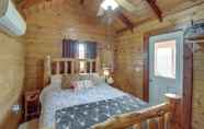 Khác 5 Cozy Pelsor Cabin w/ Mountain & Valley Views!