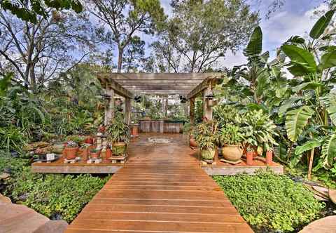 Lain-lain Sarasota Bungalow w/ Pergola, Garden & Waterfalls!