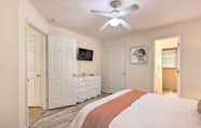 Others 5 Classy Getaway w/ Deck & Yard < 1 Mi to Beach