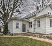 Others 7 Charming Dairy Farm Home in Indiana Amish Country