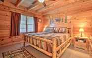 Others 4 Log Cabin w/ Panoramic Mountain Views!