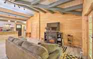 Lainnya 7 Secluded Otto Cabin w/ Fire Pit + Scenic Deck