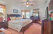 Others 5 Lady Lake House w/ Lanai & Community Pool!