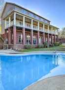 Imej utama Stunning Wetumpka Farmhouse w/ Private Pool!