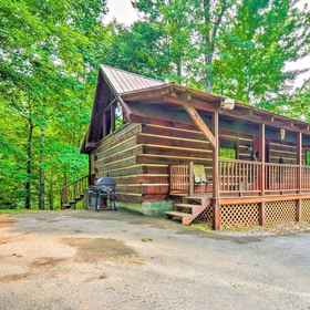 ภาพหลัก1Homey Sevierville Getaway w/ Hot Tub & Deck!,Pigeon Forge別墅