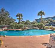 Lain-lain 3 Modern Hilton Head Escape w/ Resort Access!