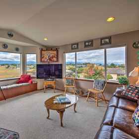 Primary image1Charming Sequim House w/ Olympic Peninsula Views!,奥林匹克野生动物园飯店