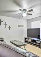 Imej utama Cozy Las Cruces Apt on Pecan & Horse Farm!