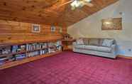 Lain-lain 3 Gilford Log Home Retreat With Lake Views!