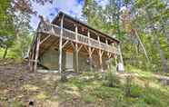 Others 4 Quaint Log Cabin in Murphy With Deck & Grill!