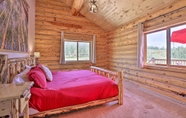 Lainnya 5 Aspen Grove Lodge - Log Home on 5 Acres w/ Deck!