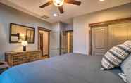 Others 4 Lake Taneycomo Penthouse Condo w/ Gas Grill & Dock