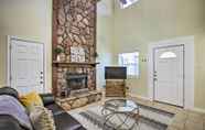 Others 4 El Paso Vacation Rental w/ Fireplace