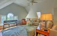 Lainnya 3 Upscale Boulder Area Home on 40-acre Working Farm!