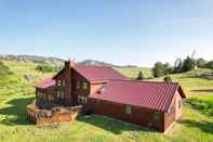 อื่นๆ Remote WY Ranch w/ 170 Acres & Views Galore!