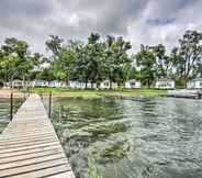 อื่นๆ 6 Lakefront Retreat W/boat Rentals, Beach & Bar