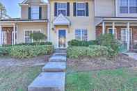 Others Charleston Townhome ~ 13 Mi to Sand & Surf!