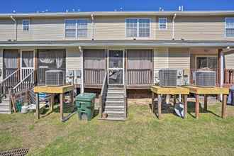 Others 4 Charleston Townhome ~ 13 Mi to Sand & Surf!