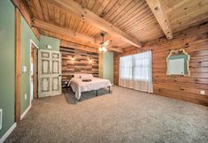 Others 5 Panama Cabin on 36 Acres w/ Hot Tub & Trails!