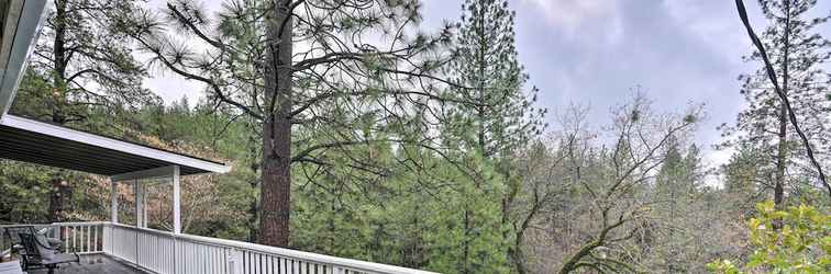 Others Charming & Pet-friendly Pine Grove Retreat!