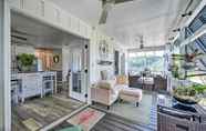 Others 3 Topsail Beach Home: Outdoor Oasis w/ Hot Tub